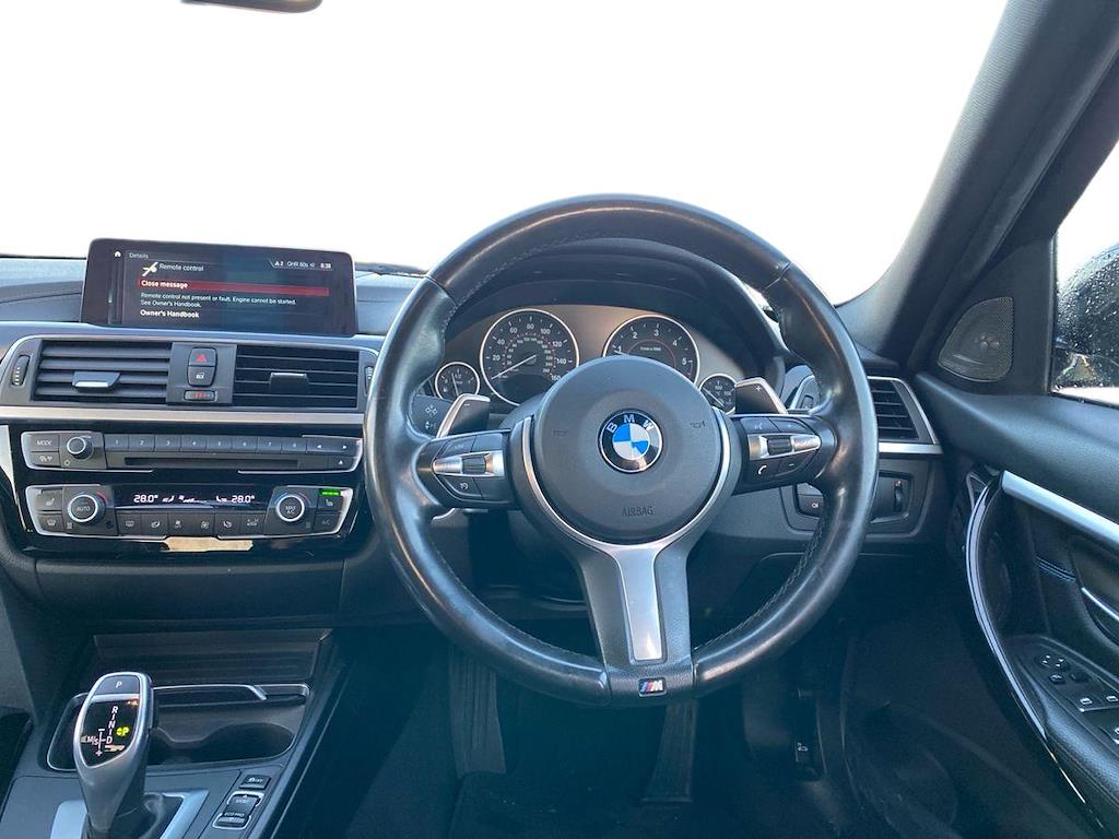 Used BMW 3 Series 2018 for sale - 76735600: Photo 9