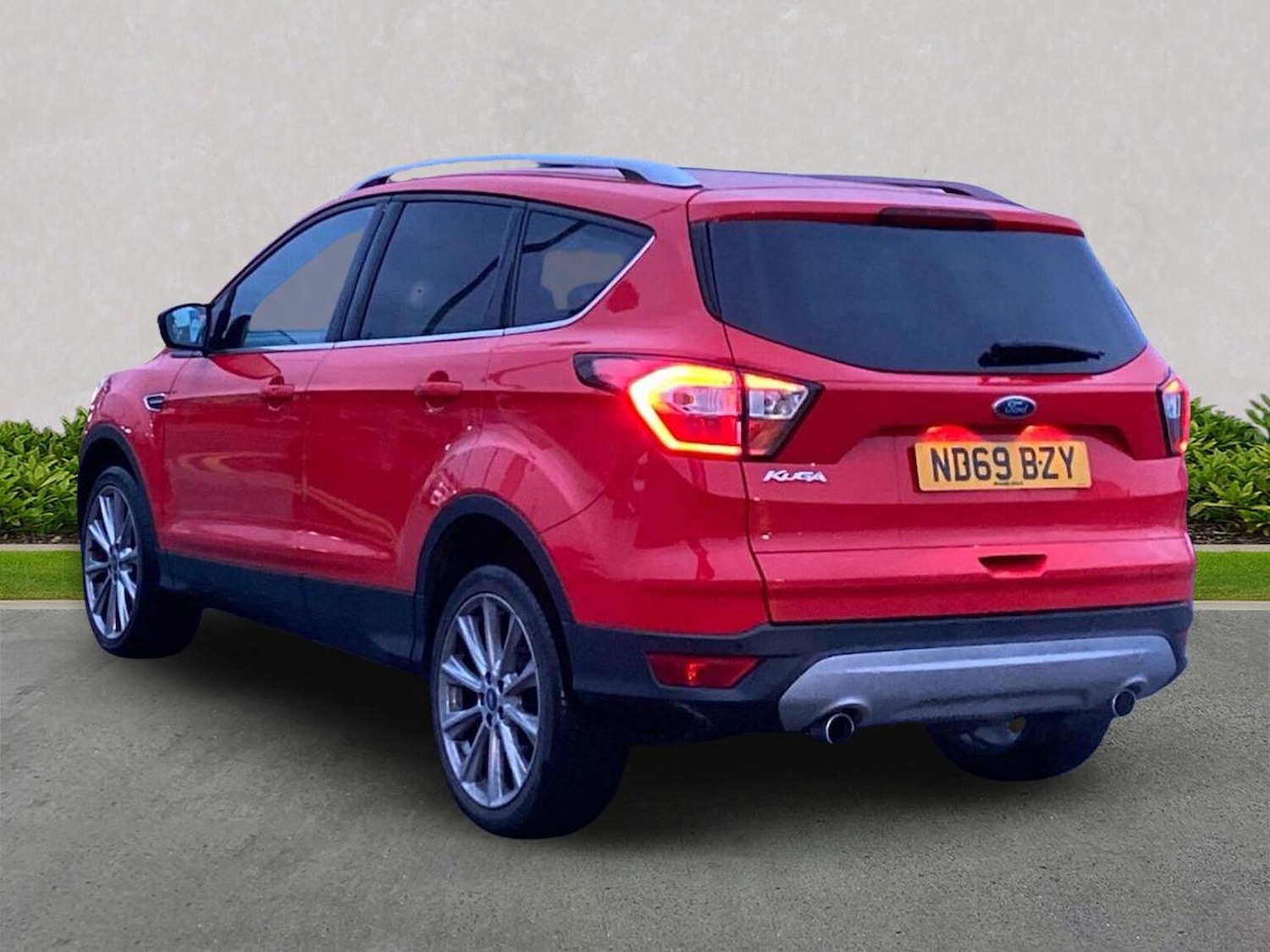 Used Ford Kuga 2019 for sale - 77062272: Photo 2