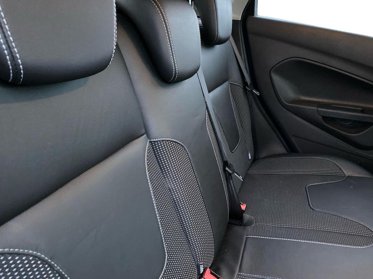 Used Ford Fiesta 2016 for sale - 76352481: Photo 16