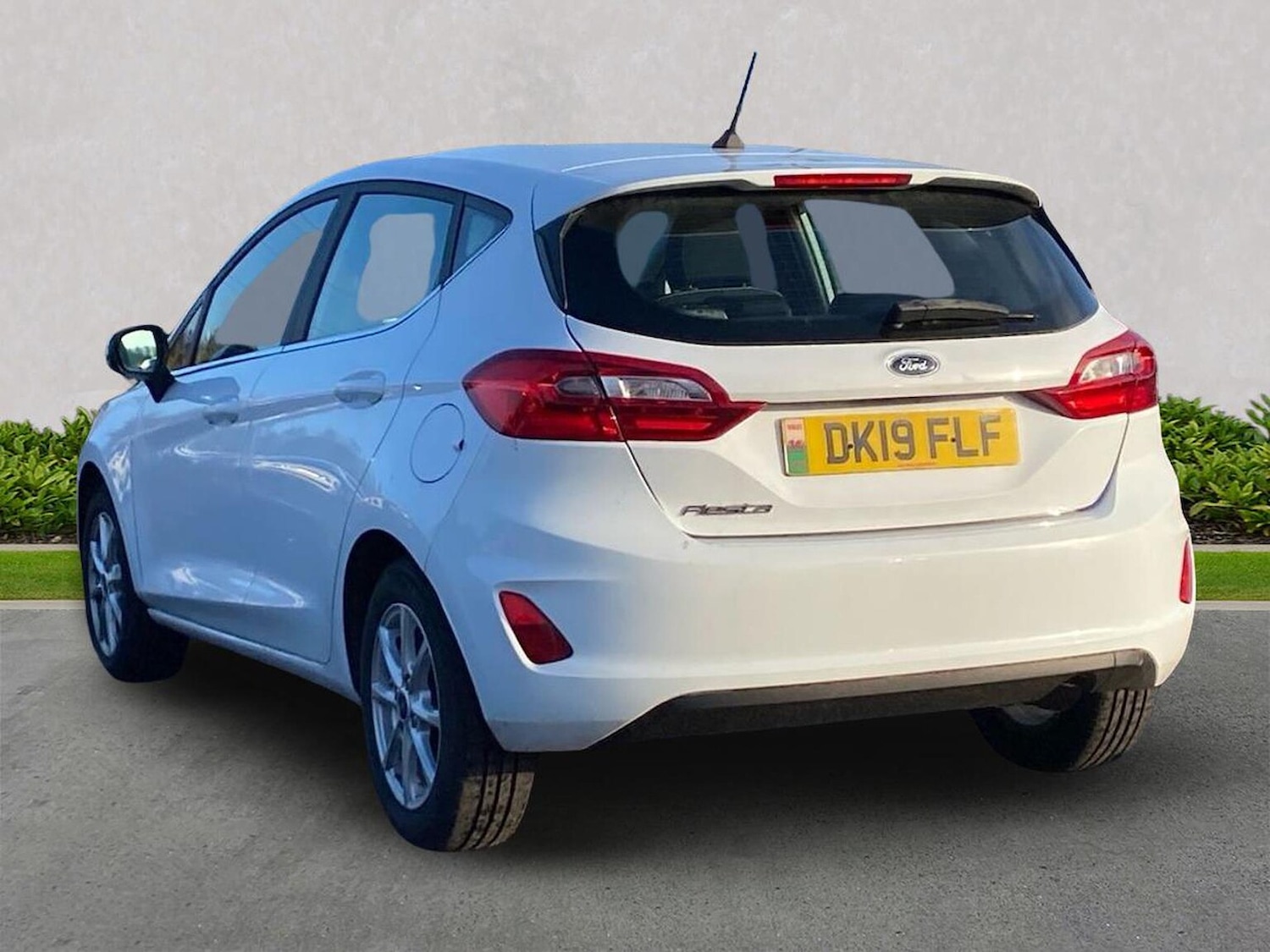 Used Ford Fiesta 2019 for sale - 76807488: Photo 2