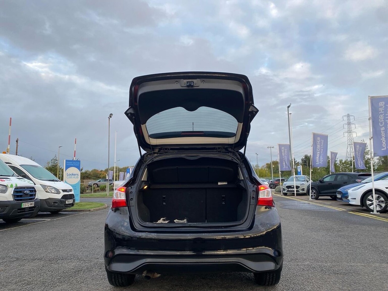 Used Nissan Pulsar 2017 for sale - 76329994: Photo 17