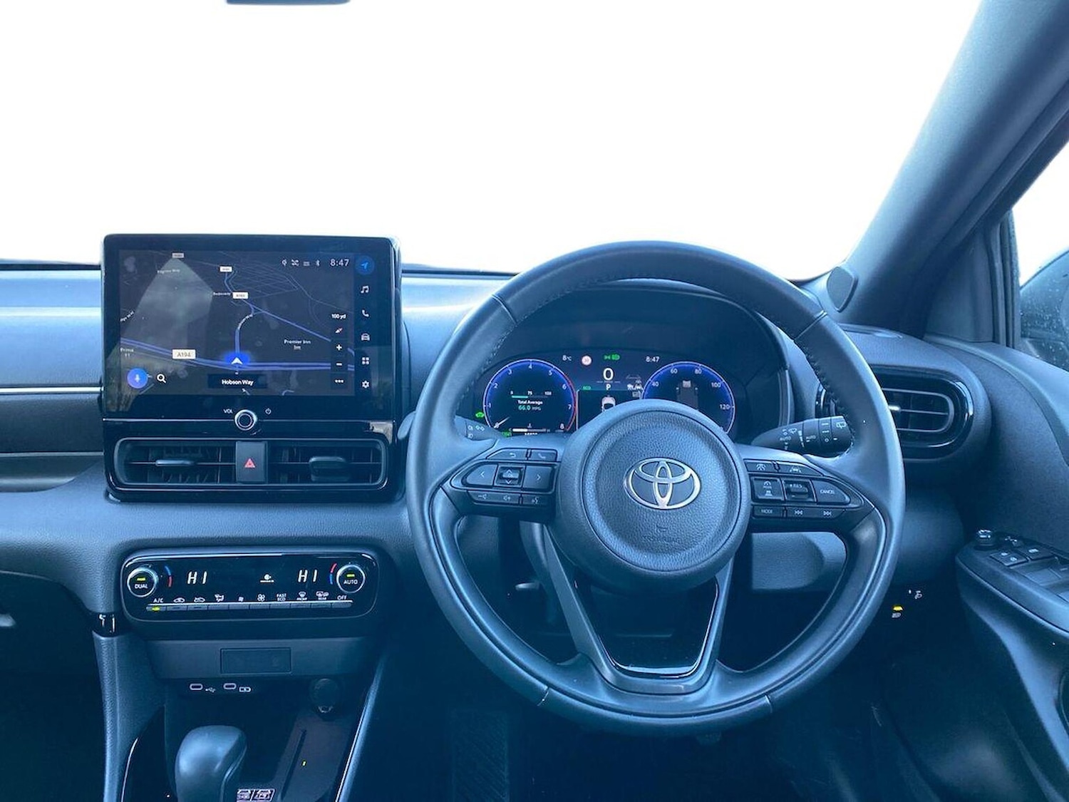 Used Toyota Yaris 2024 for sale - 77616714: Photo 9