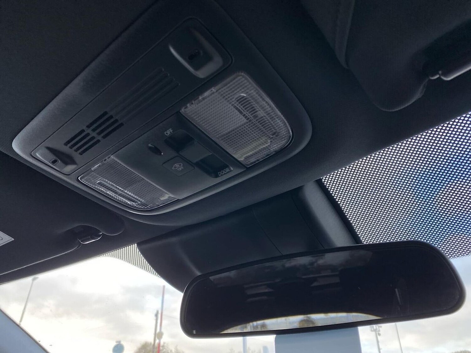 Used Honda Civic 2019 for sale - 76638843: Photo 14