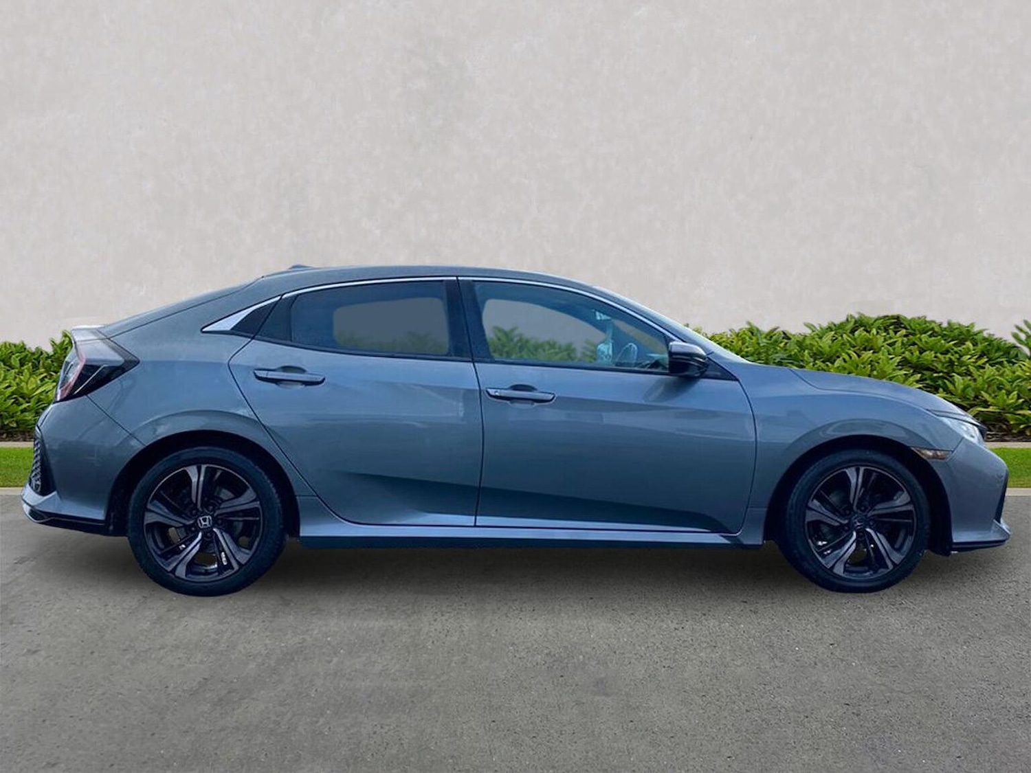 Used Honda Civic 2019 for sale - 76638843: Photo 3