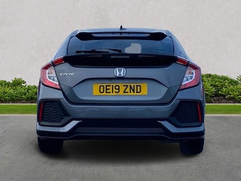 Used Honda Civic 2019 for sale - 76638843: Photo