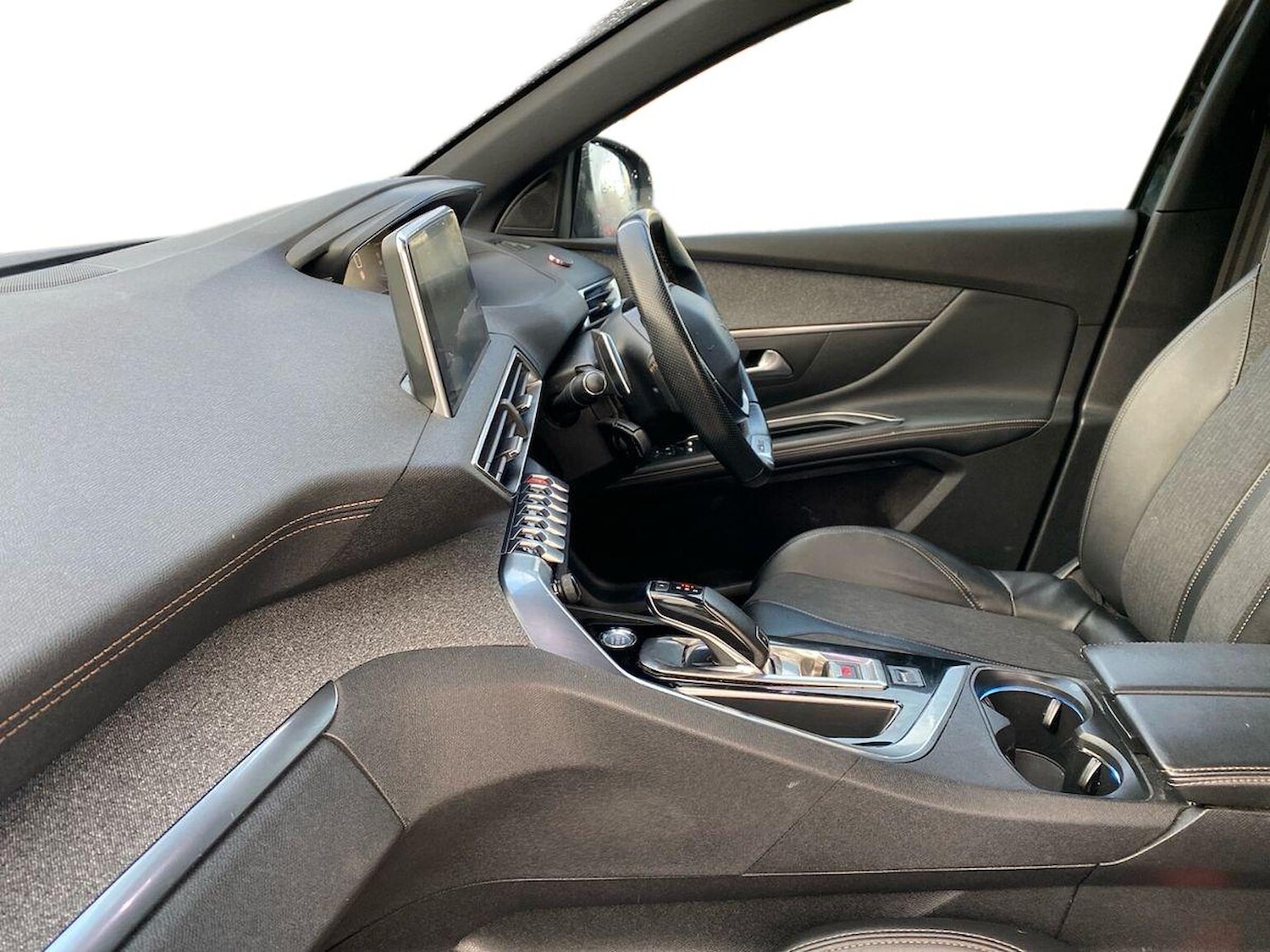 Used Peugeot 5008 2019 for sale - 76643620: Photo 7