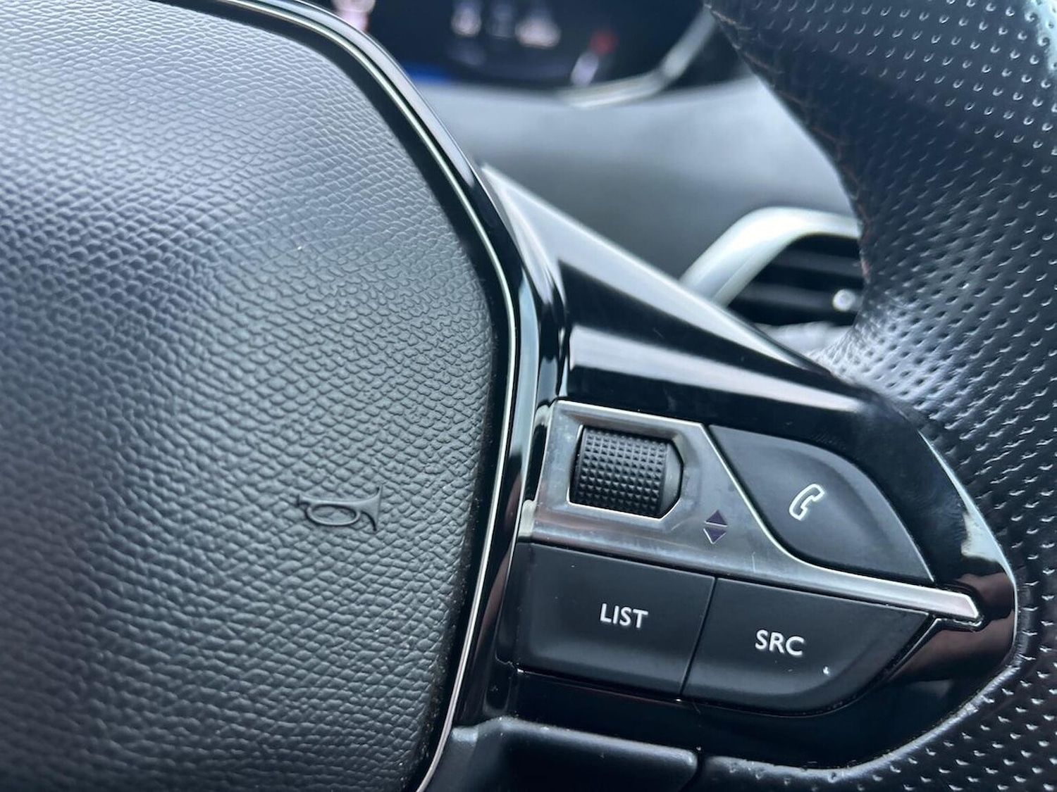 Used Peugeot 5008 2019 for sale - 76510783: Photo 27