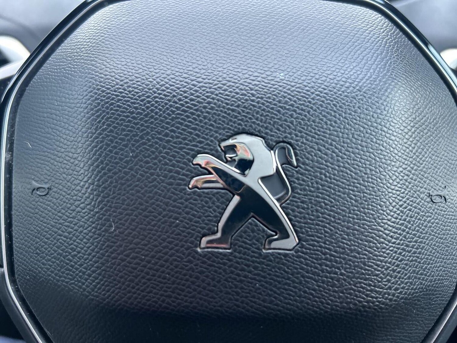 Used Peugeot 5008 2019 for sale - 76510783: Photo 30