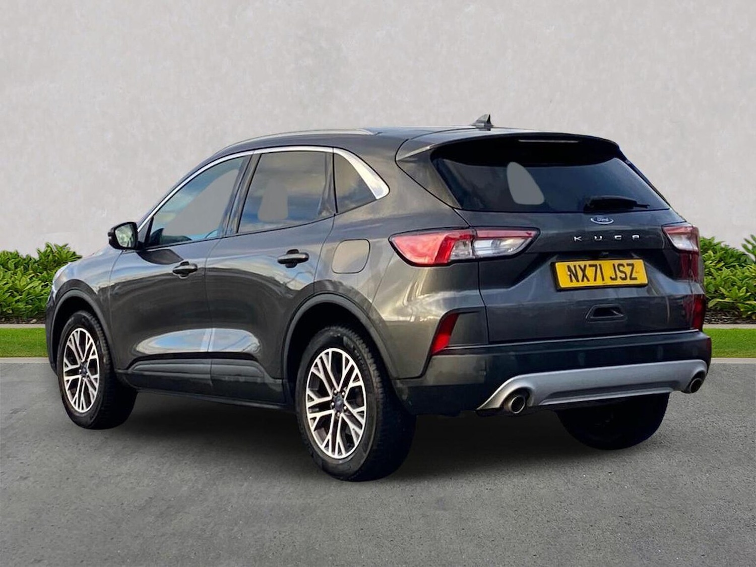 Used Ford Kuga 2021 for sale - 76725899: Photo 2