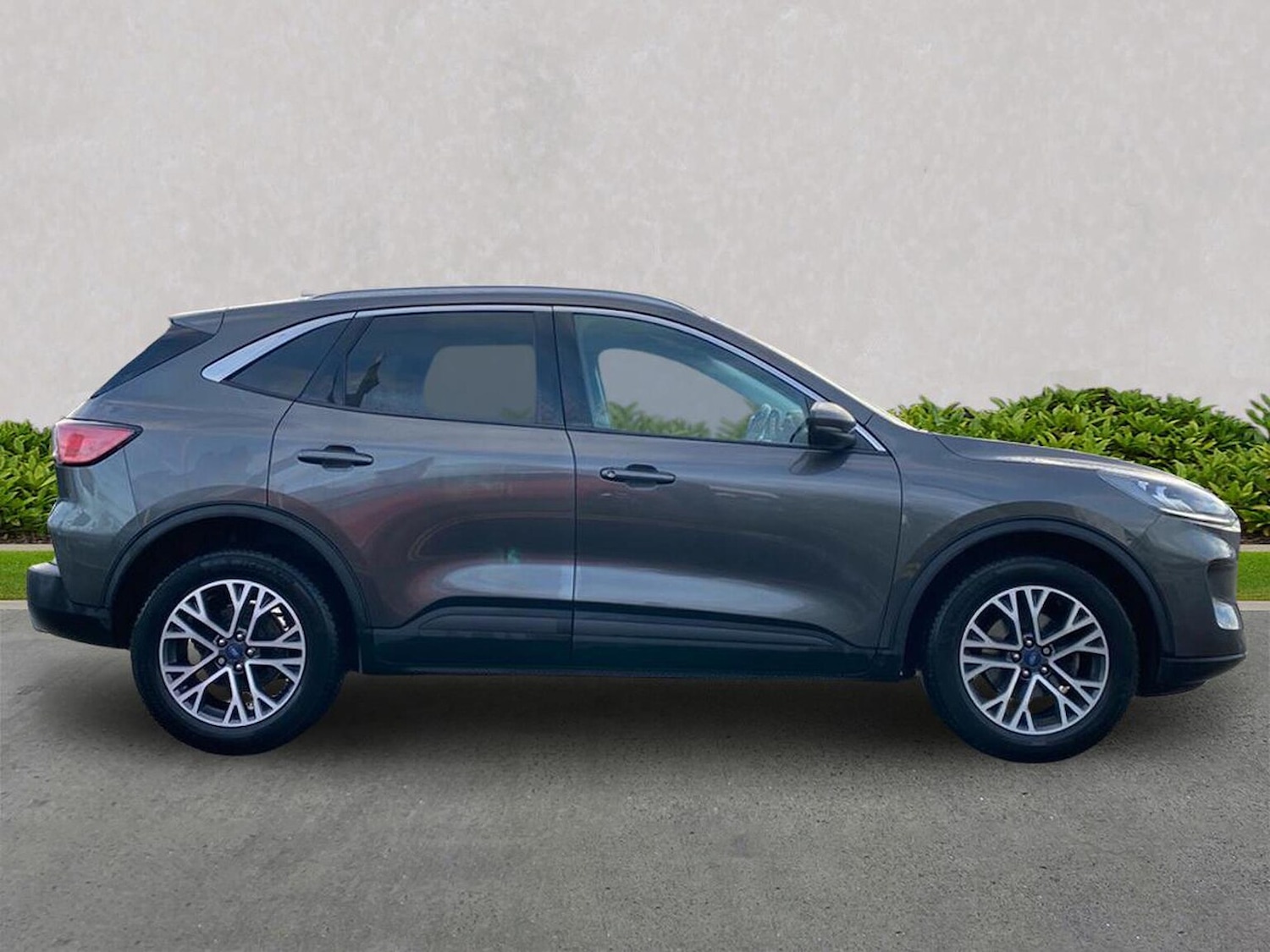 Used Ford Kuga 2021 for sale - 76725899: Photo 3