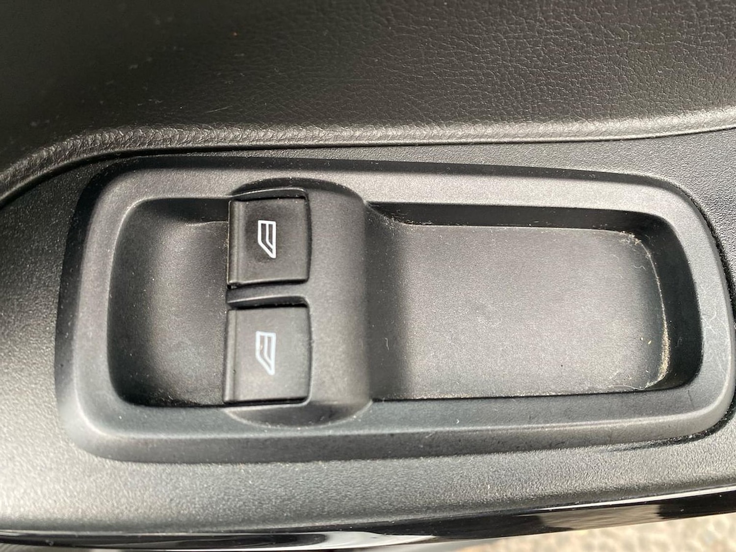 Used Ford Ka+ 2018 for sale - 76490723: Photo 21