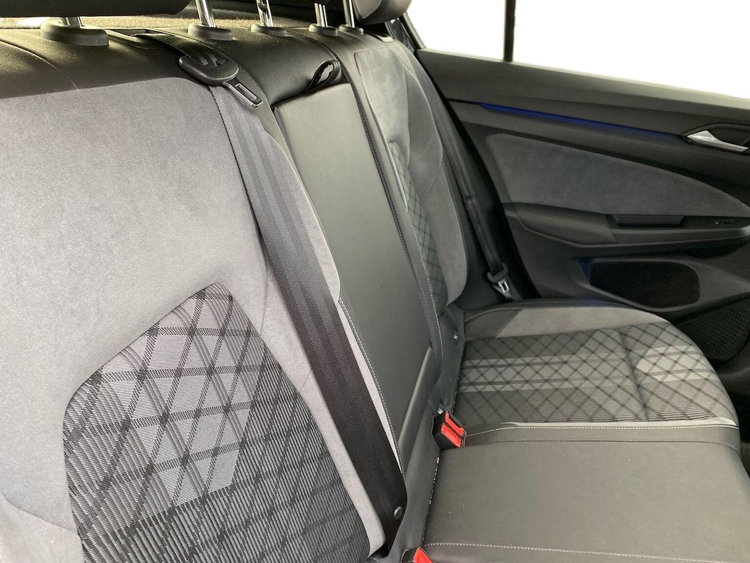 Used Volkswagen Golf 2020 for sale - 76638849: Photo 16