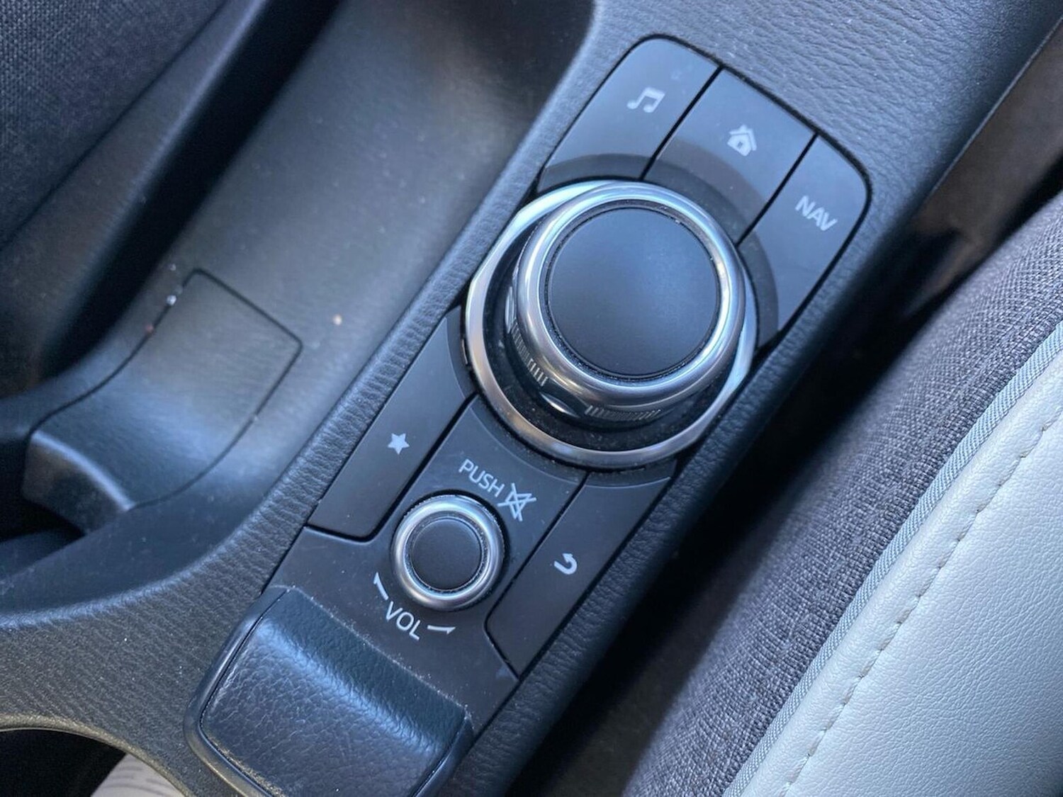 Used Mazda Mazda2 2021 for sale - 78192322: Photo 27