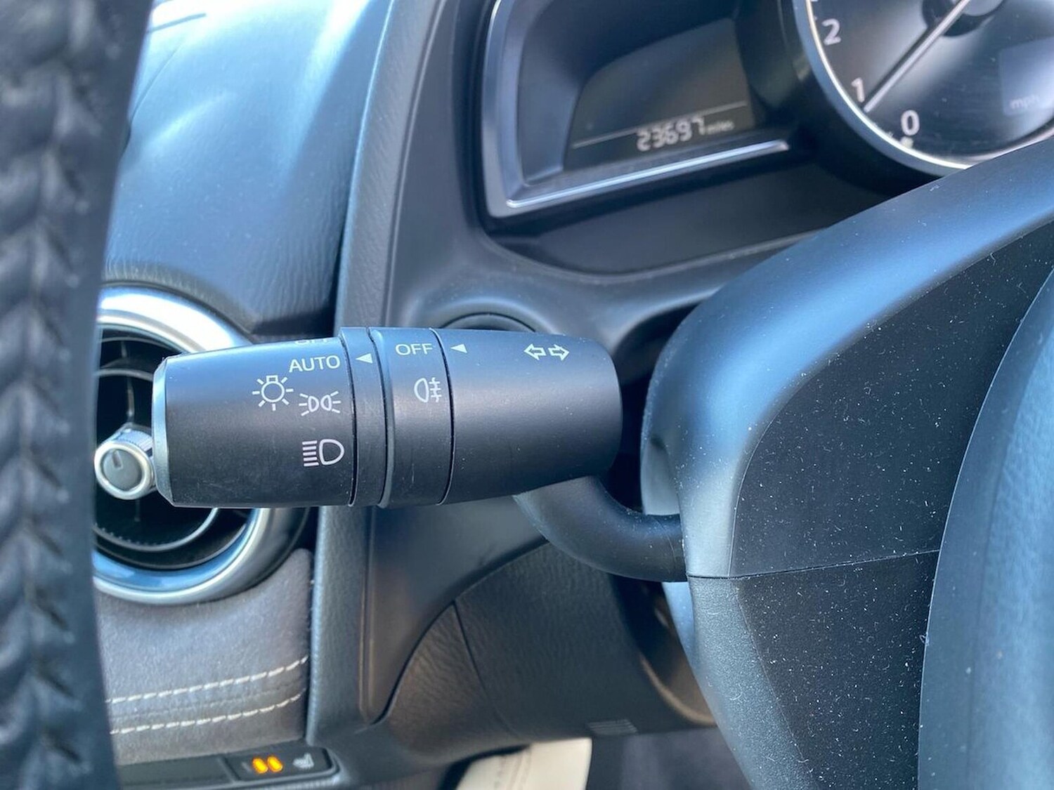 Used Mazda Mazda2 2021 for sale - 78192322: Photo 30