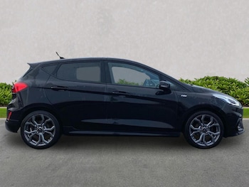 Used Ford Fiesta 2020 for sale - 76492385: Photo