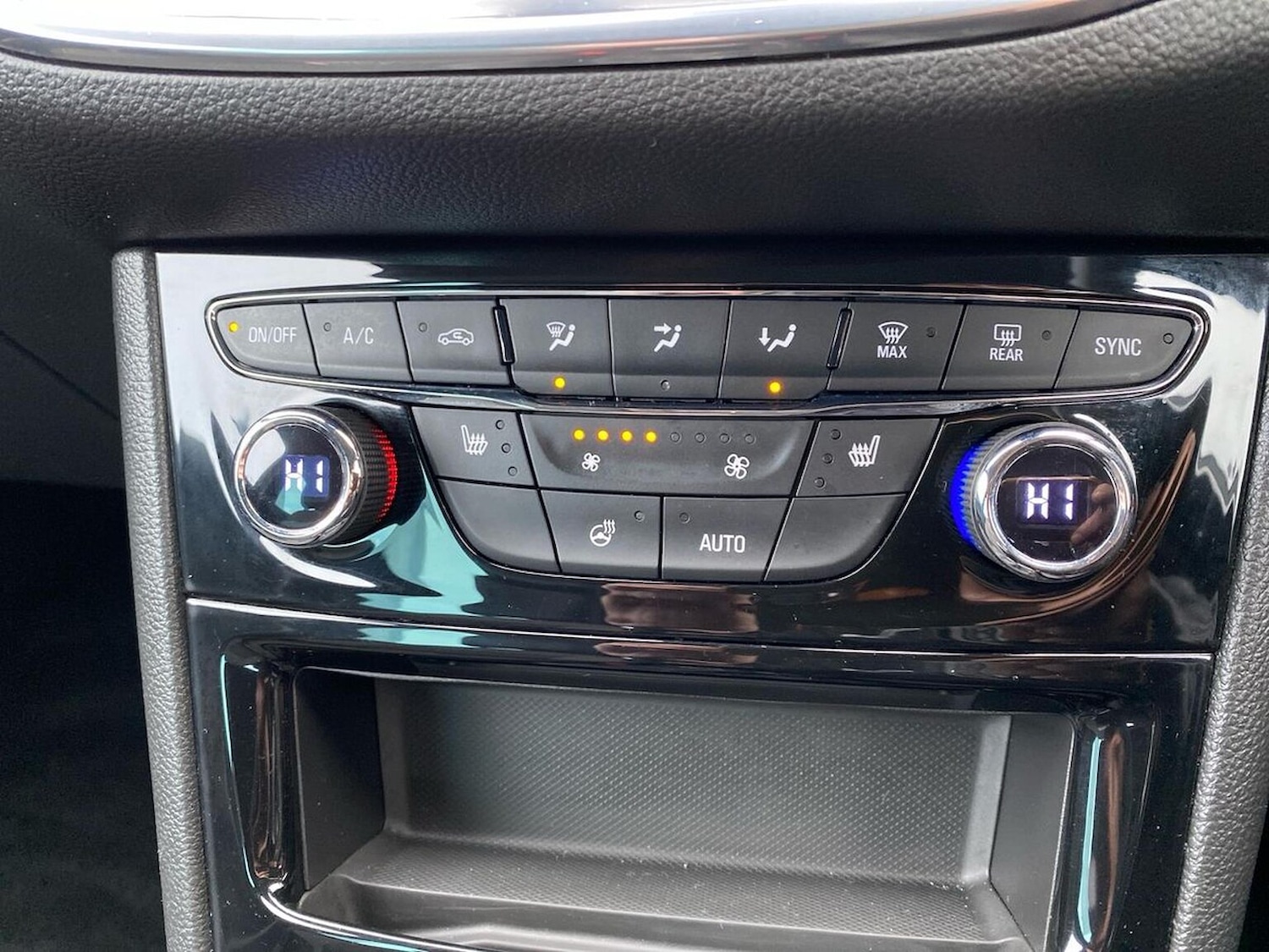 Used Vauxhall Astra 2021 for sale - 76578344: Photo 12