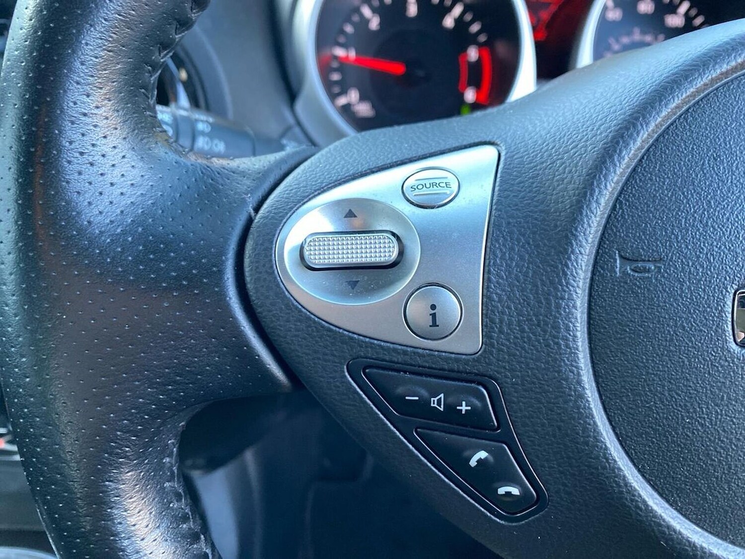 Used Nissan Juke 2017 for sale - 76791893: Photo 26