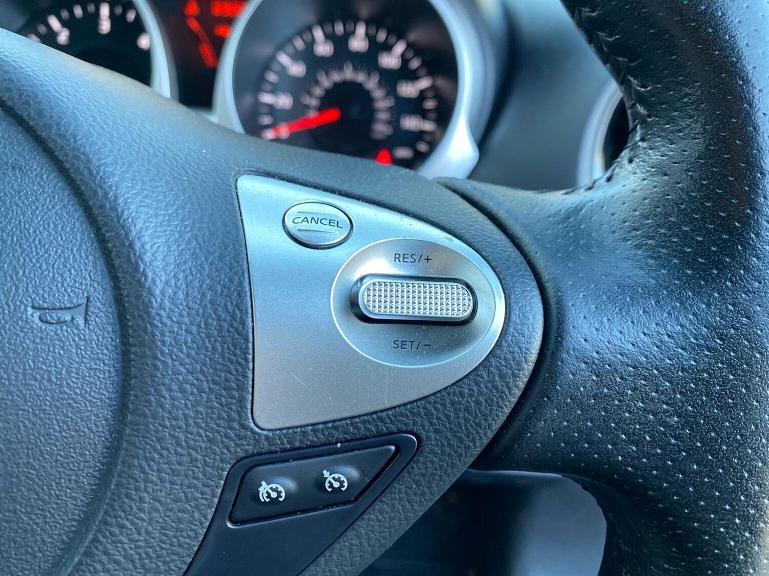 Used Nissan Juke 2017 for sale - 76791893: Photo 27