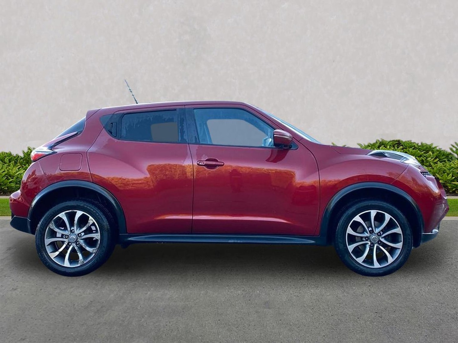 Used Nissan Juke 2017 for sale - 76791893: Photo 3