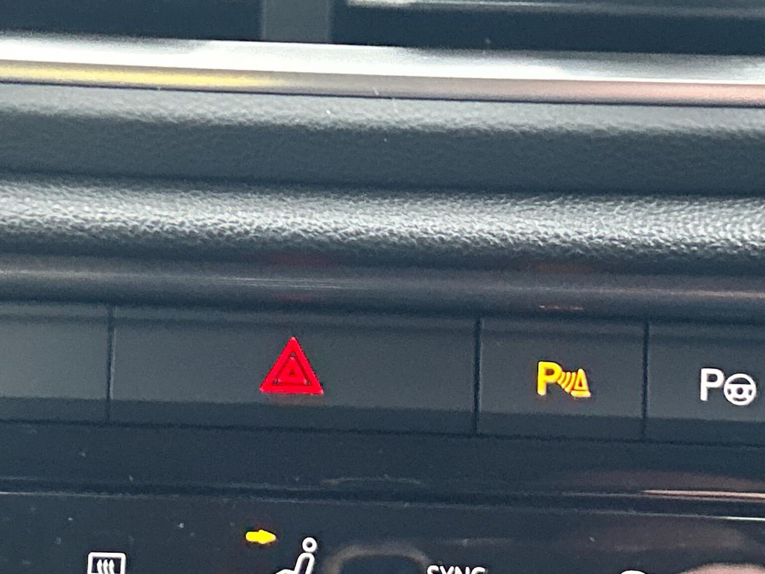 Used Volkswagen T-Roc 2022 for sale - 77789558: Photo 22