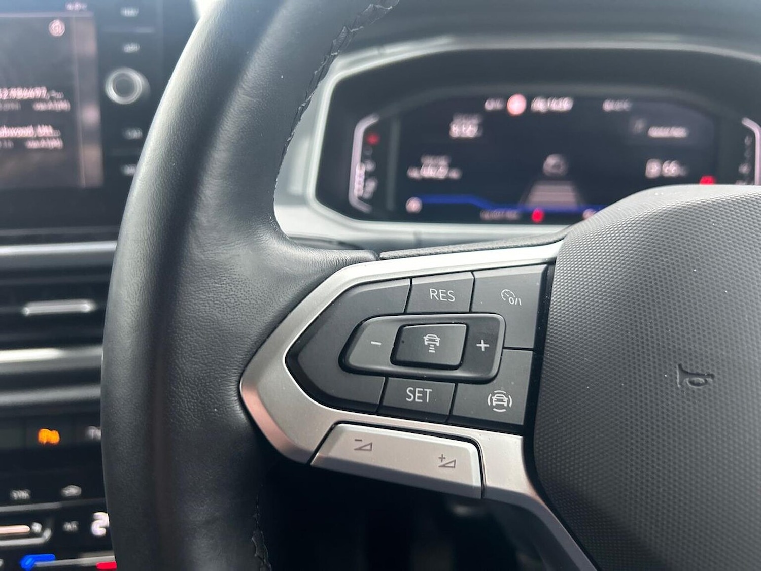 Used Volkswagen T-Roc 2022 for sale - 77789558: Photo 26