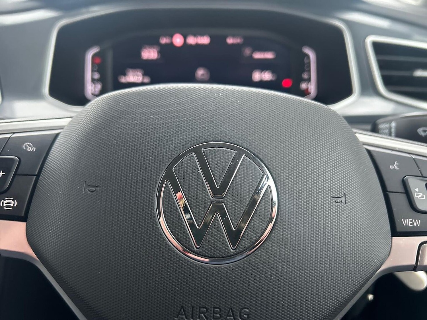 Used Volkswagen T-Roc 2022 for sale - 77789558: Photo 30