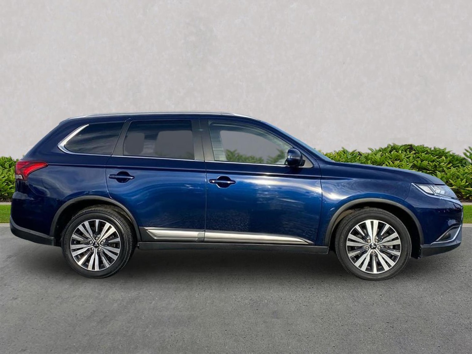 Used Mitsubishi Outlander 2020 for sale - 76559830: Photo 3