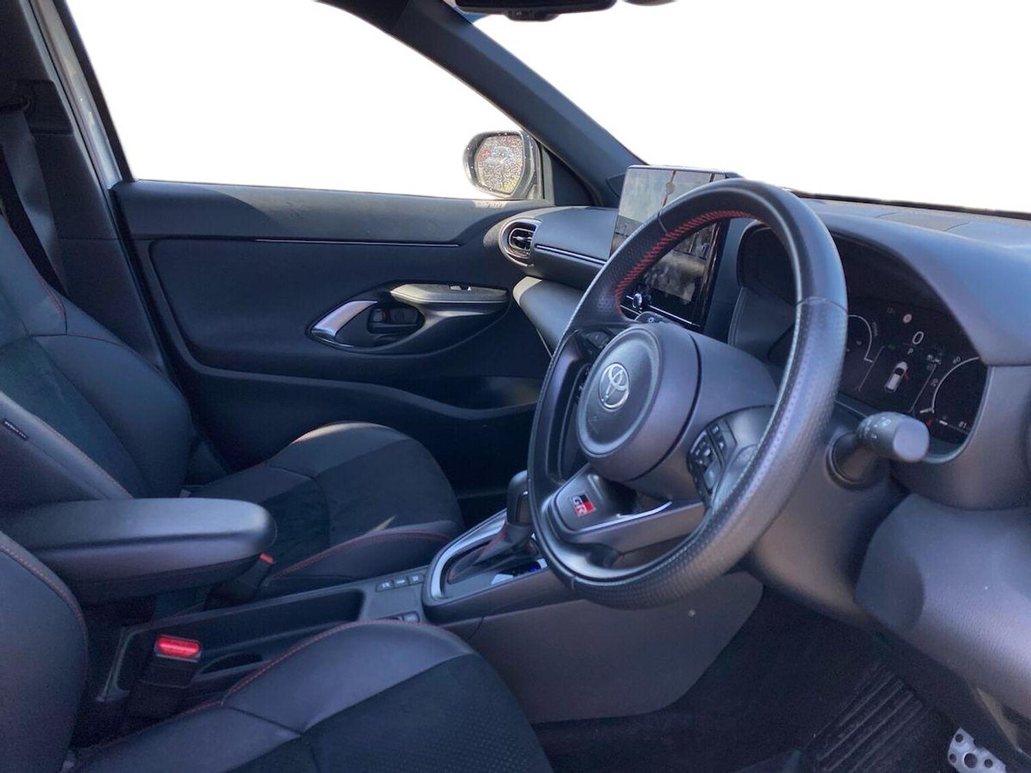 Used Toyota Yaris Cross 2024 for sale - 78192364: Photo 17