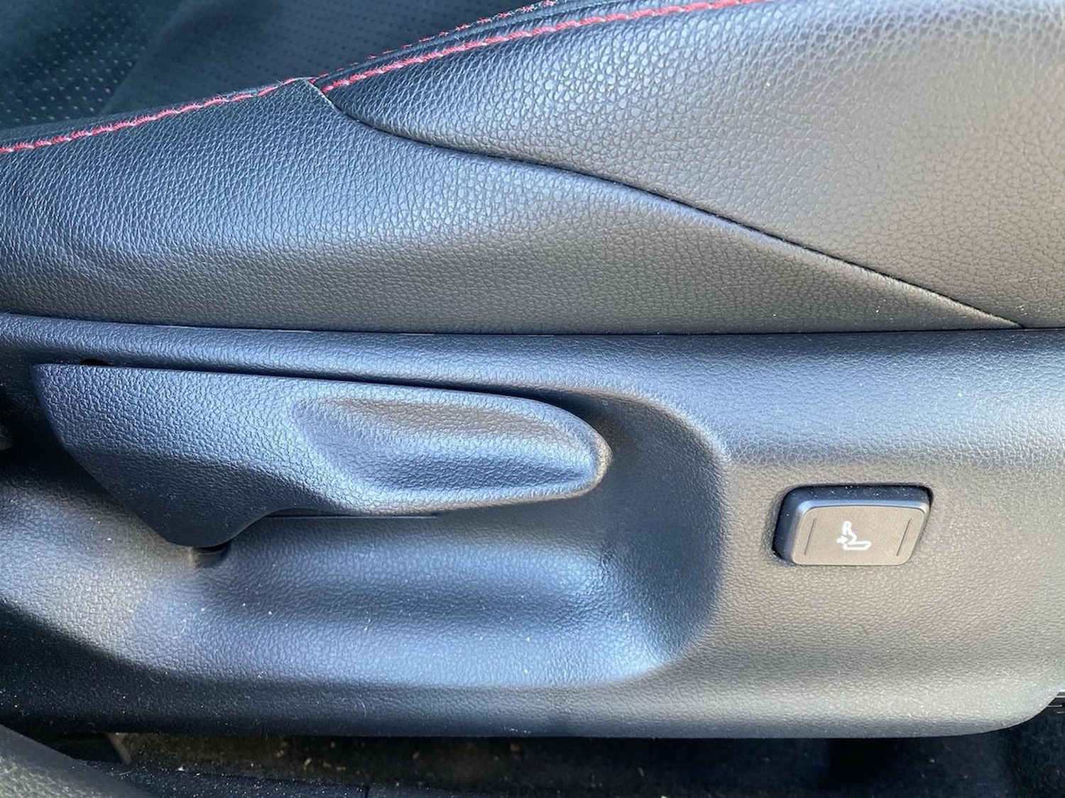 Used Toyota Yaris Cross 2024 for sale - 78192364: Photo 32