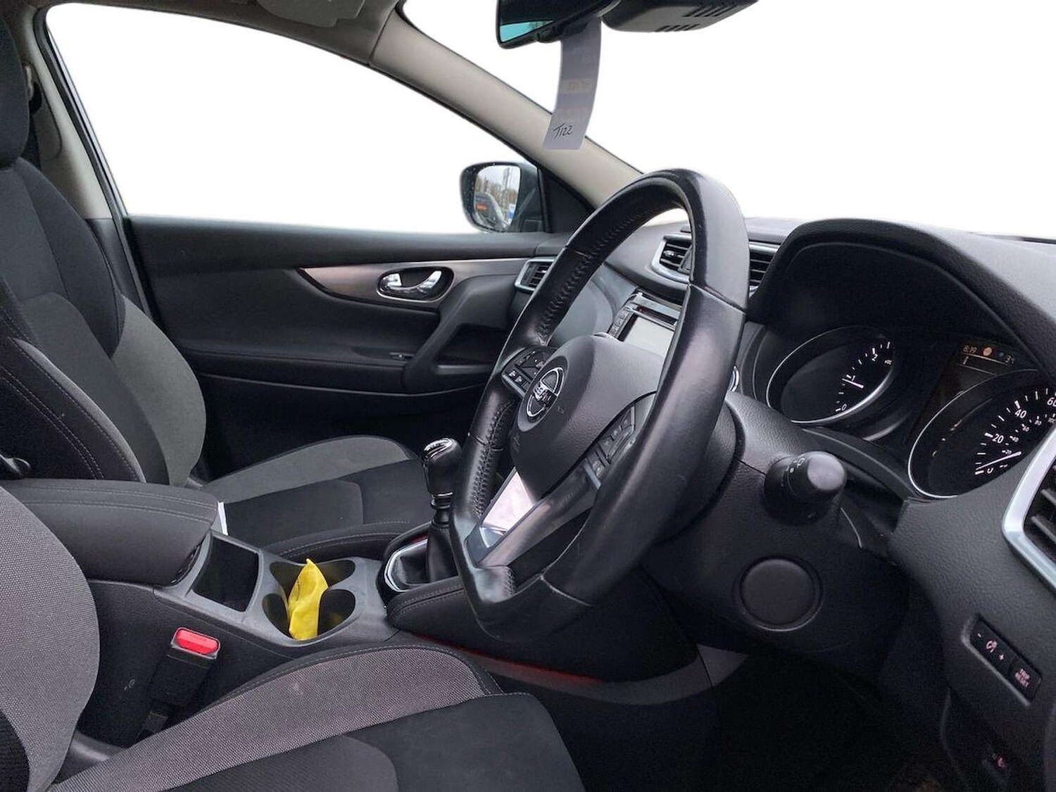 Used Nissan Qashqai 2017 for sale - 76627966: Photo 15