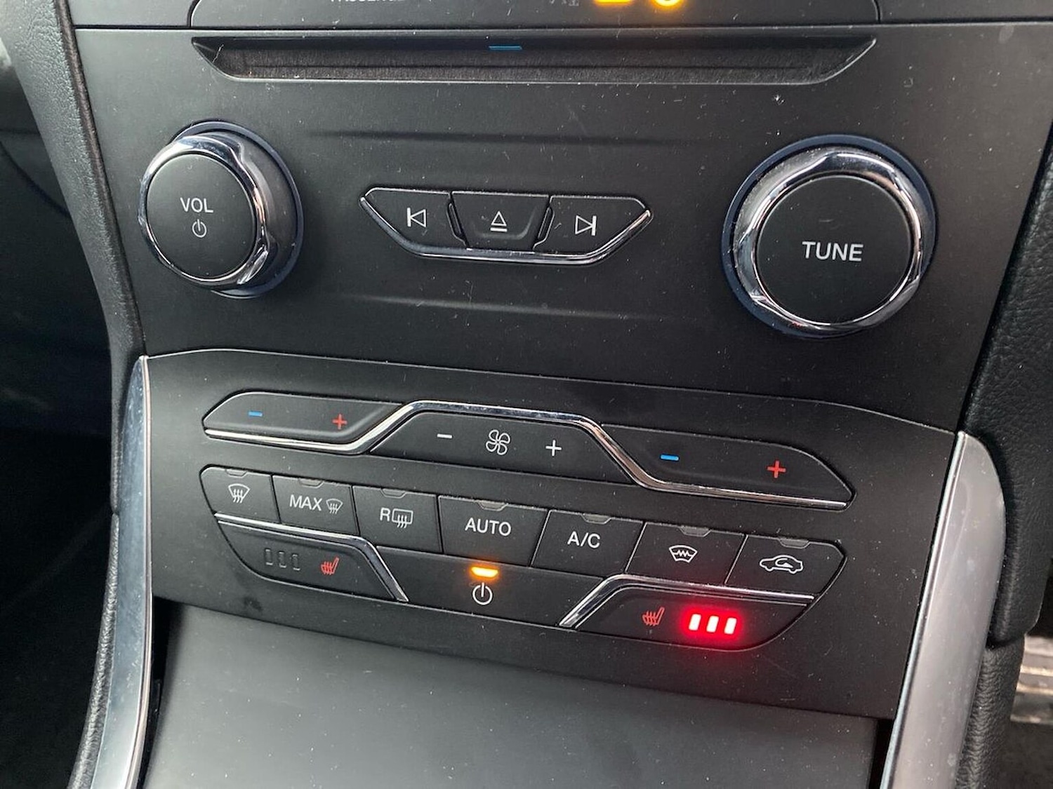 Used Ford S-Max 2019 for sale - 76963481: Photo 25