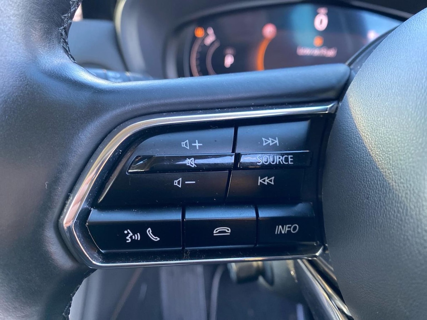 Used Mazda CX-60 2022 for sale - 76651273: Photo 26