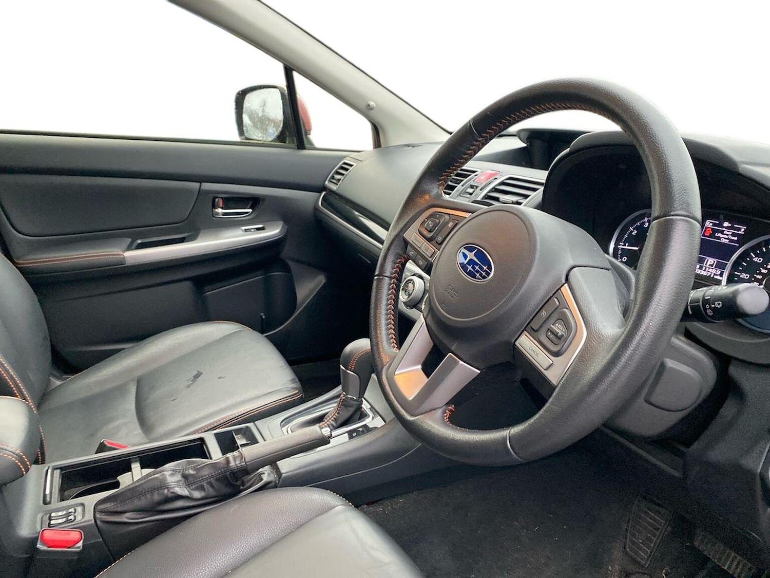 Used Subaru XV 2018 for sale - 76892107: Photo 15