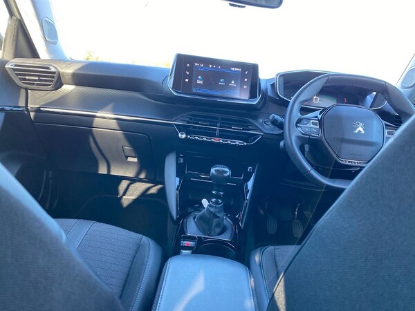 Used Peugeot 2008 2022 for sale - 76065651: Photo 13