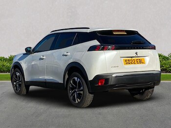Used Peugeot 2008 2022 for sale - 76065651: Photo 2