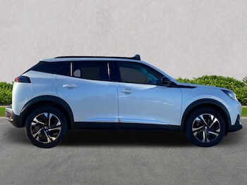 Used Peugeot 2008 2022 for sale - 76065651: Photo 3