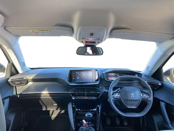 Used Peugeot 2008 2022 for sale - 76065651: Photo 8