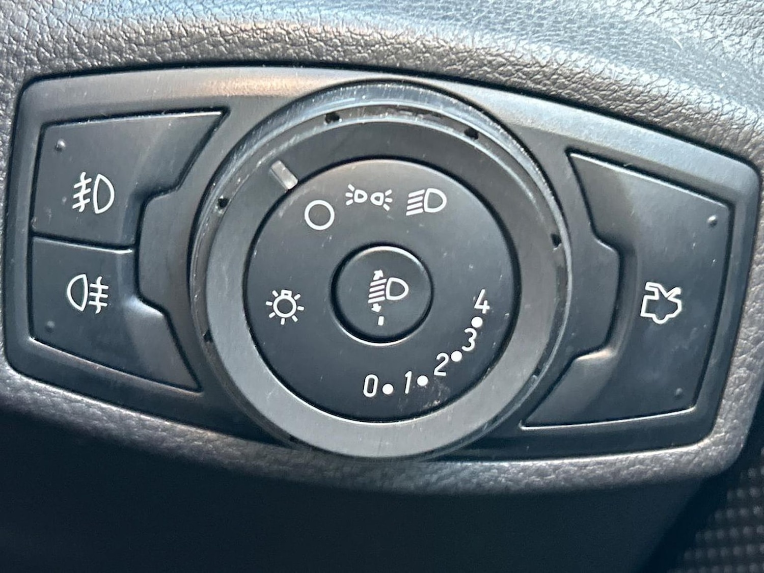 Vehicle 28