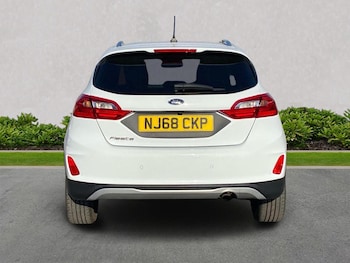 Used Ford Fiesta 2018 for sale - 79513061: Photo