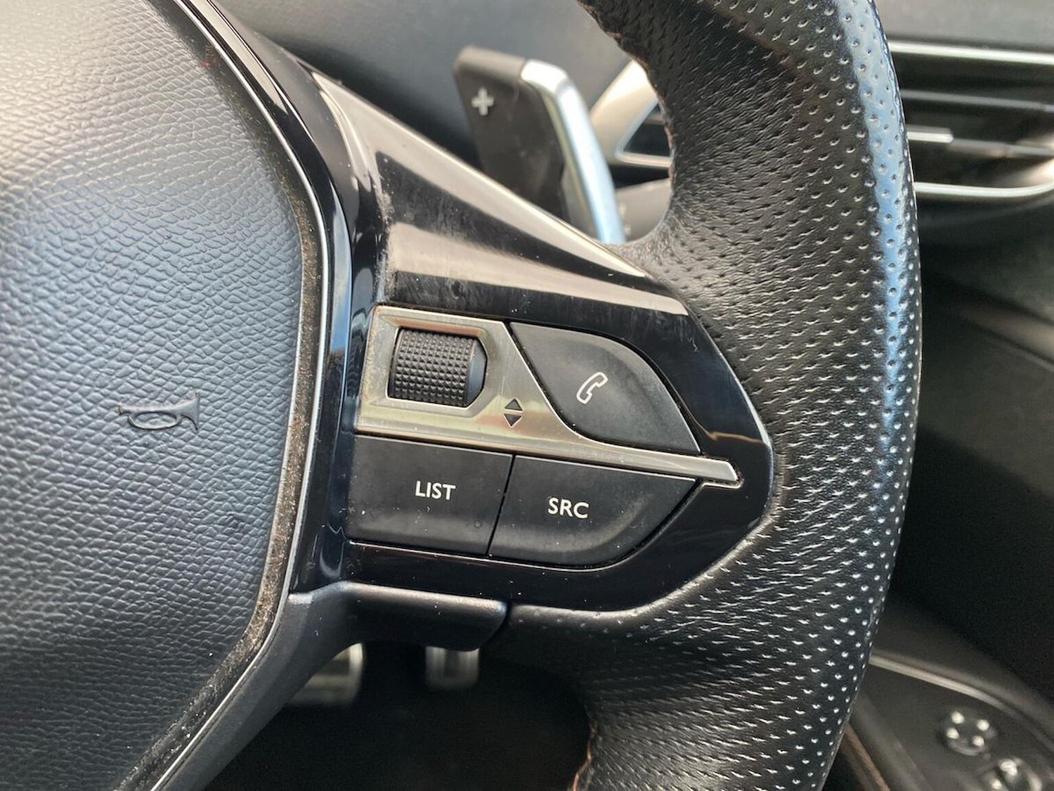 Used Peugeot 5008 2019 for sale - 76853940: Photo 27