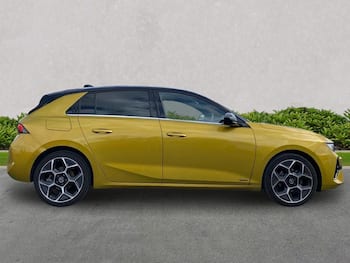 Used Vauxhall Astra 2023 for sale - 79674226: Photo
