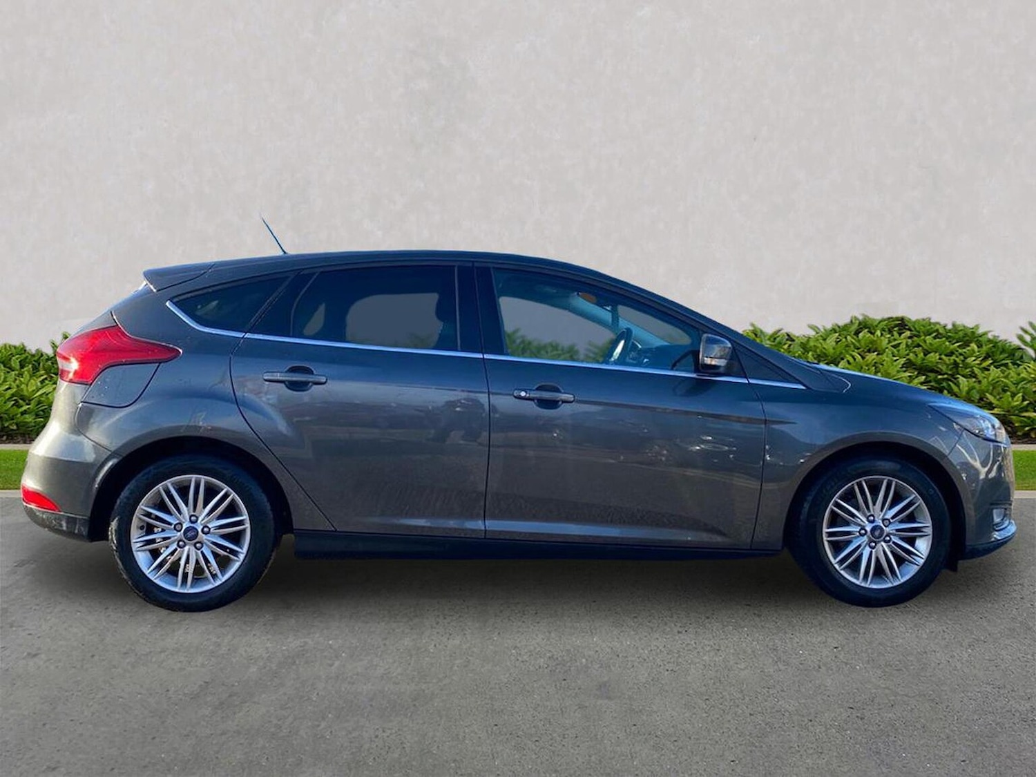 Used Ford Focus 2017 for sale - 77097000: Photo 5