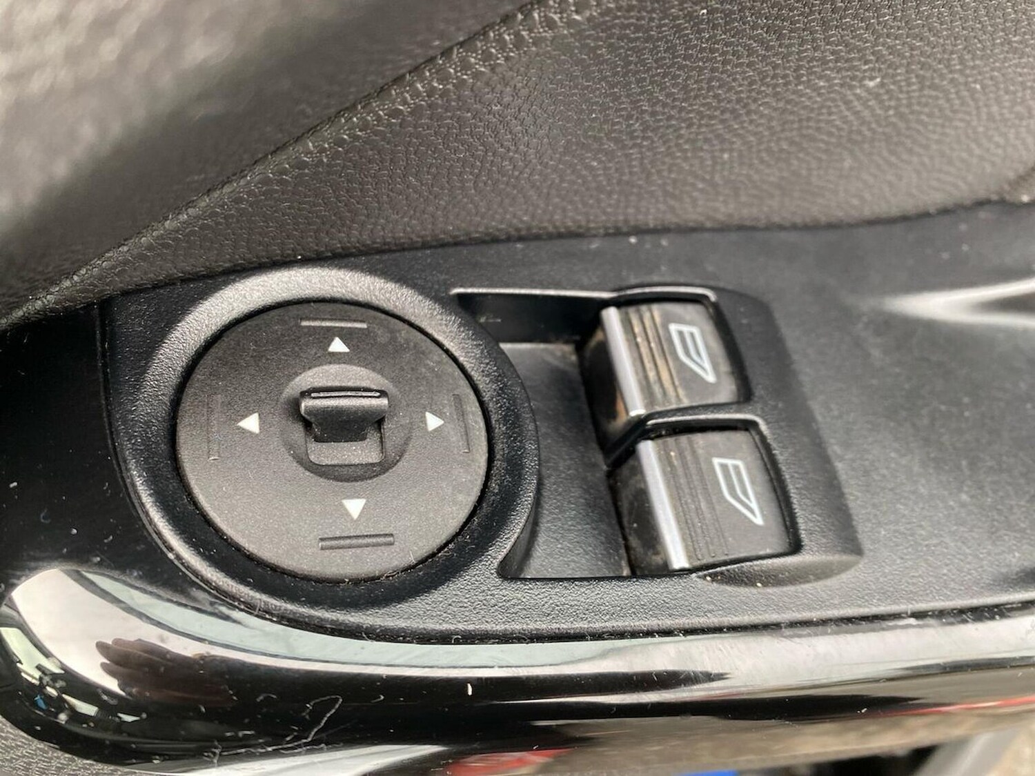 Used Ford Fiesta 2017 for sale - 76892101: Photo 21