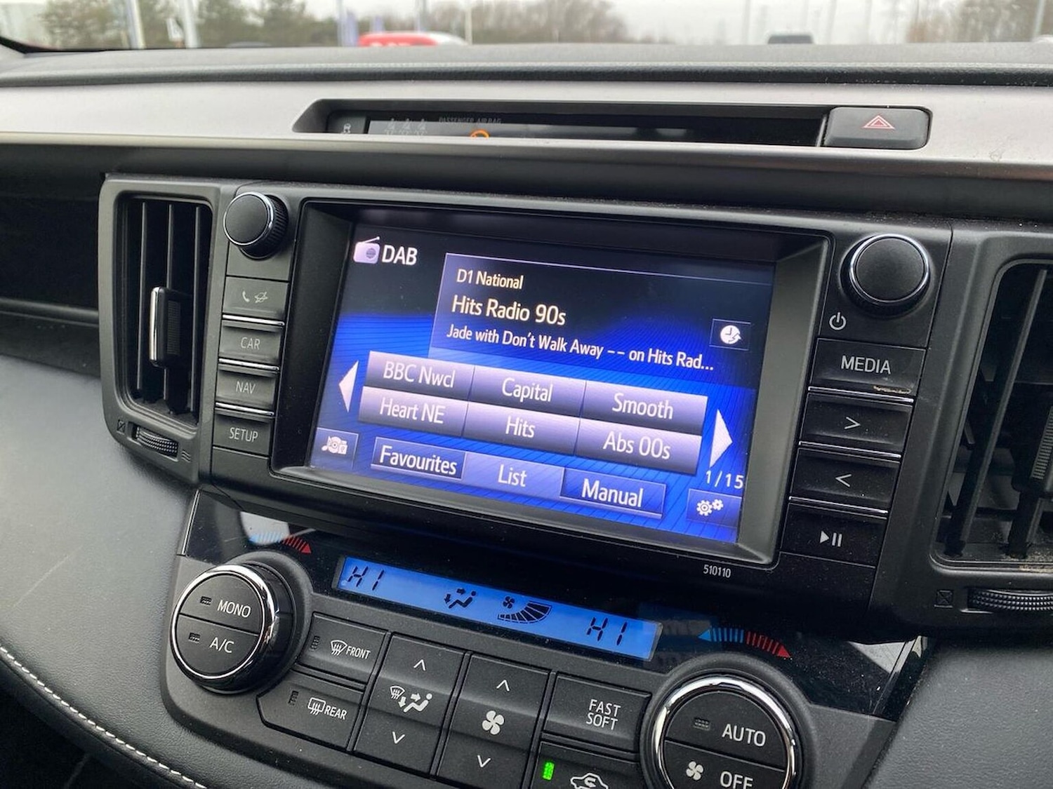 Used Toyota RAV4 2018 for sale - 77639274: Photo 11