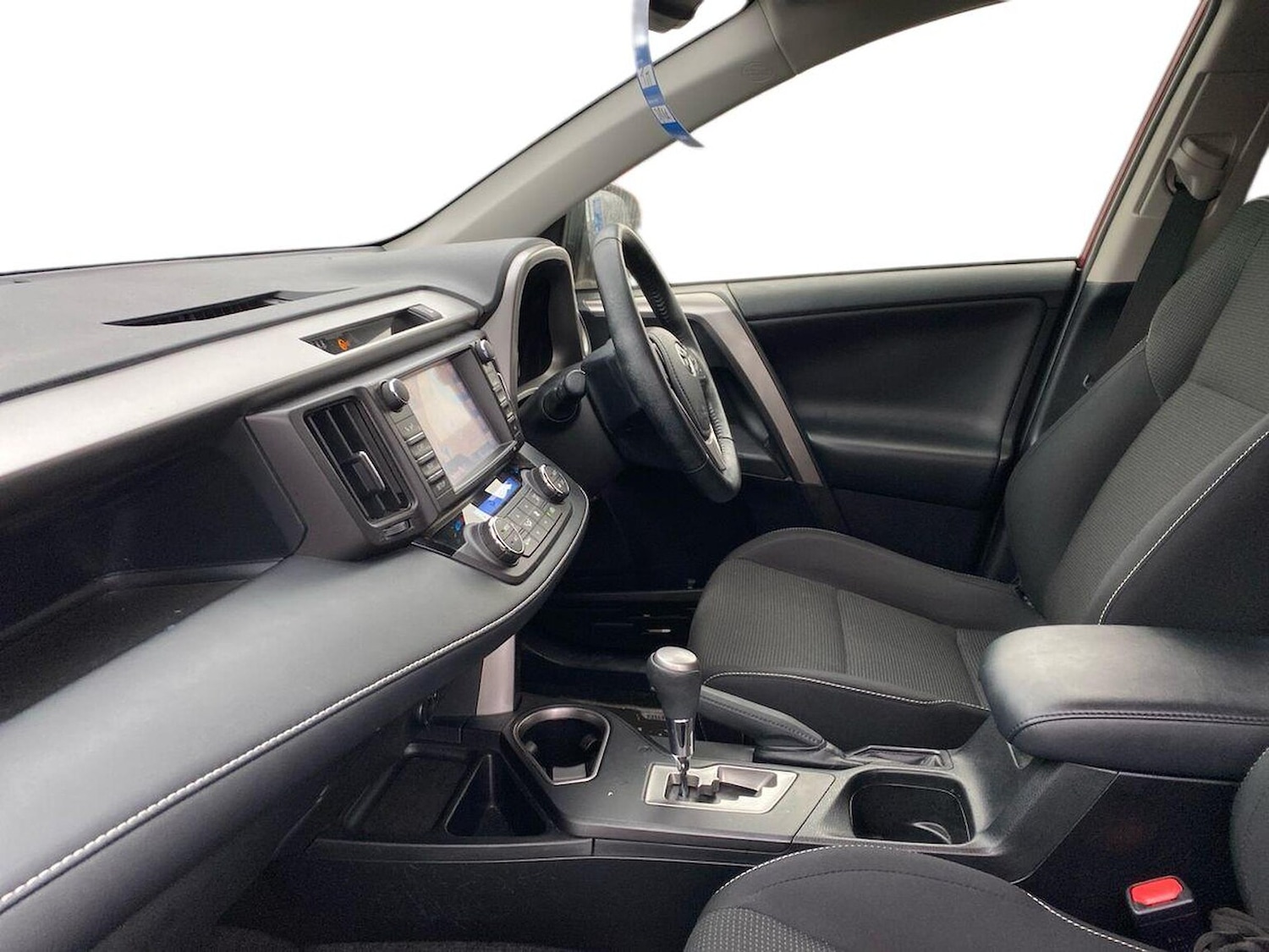 Used Toyota RAV4 2018 for sale - 77639274: Photo 7