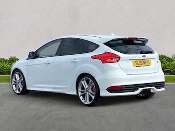 Used Ford Focus 2018 for sale - 79620372: Photo