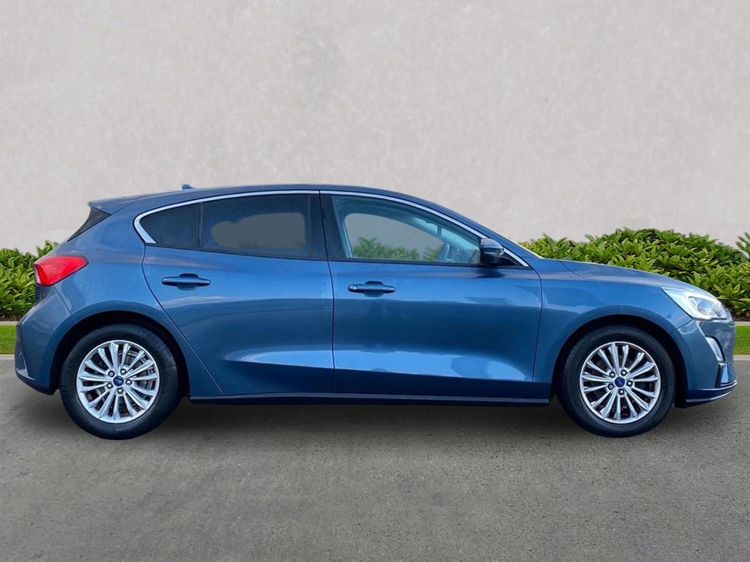 Used Ford Focus 2019 for sale - 76600103: Photo 3