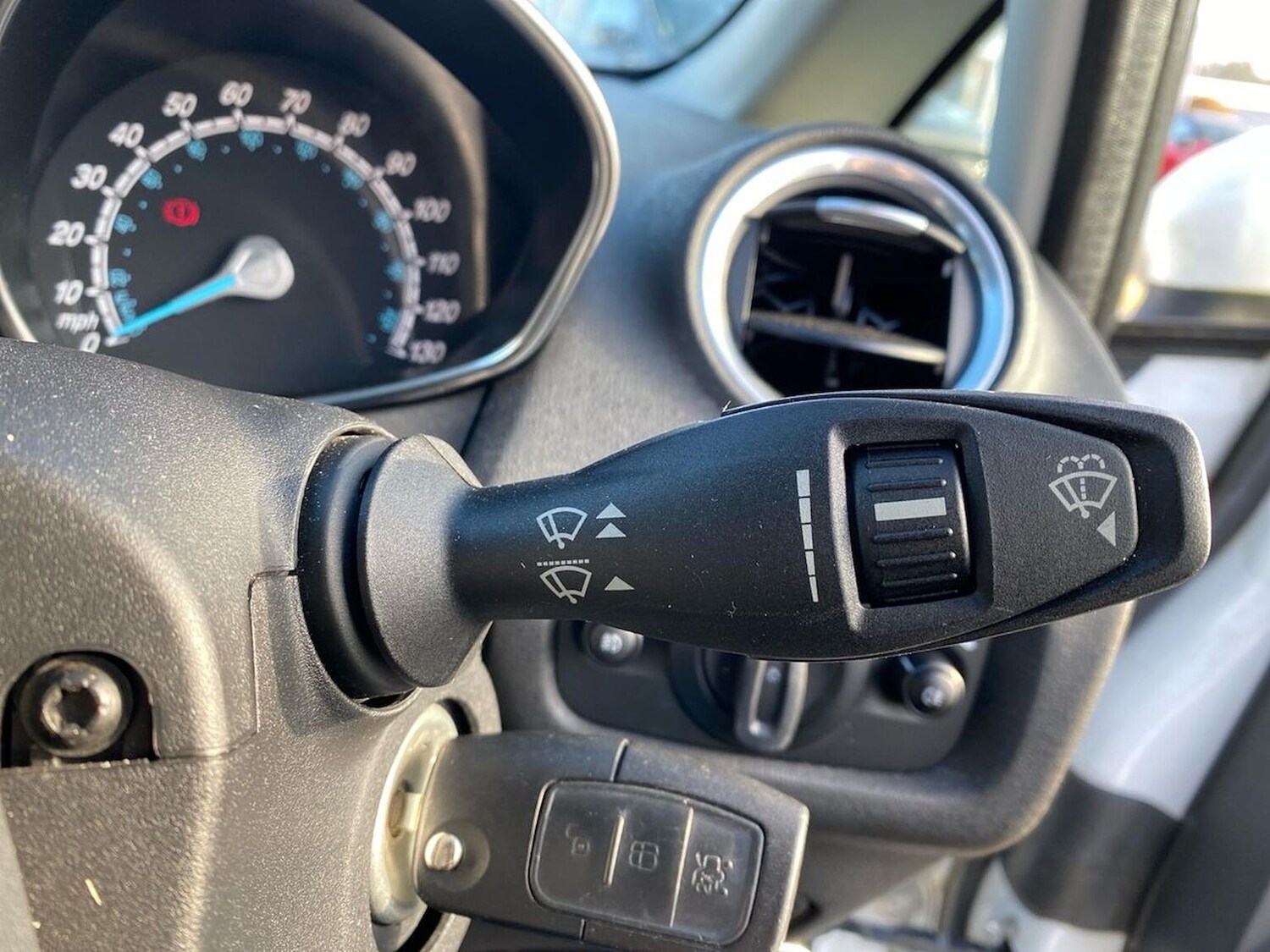 Used Ford Fiesta 2017 for sale - 76517964: Photo 28