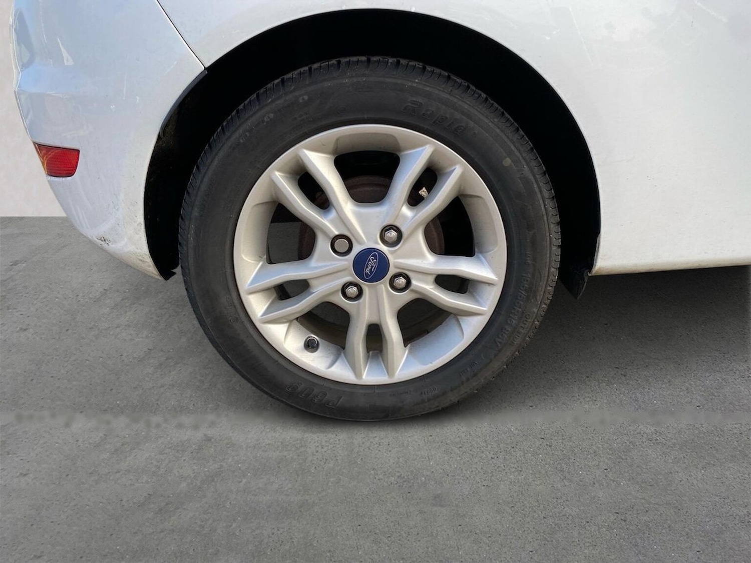 Used Ford Fiesta 2017 for sale - 76517964: Photo 6