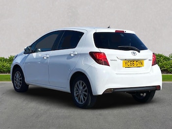 Used Toyota Yaris 2016 for sale - 75568859: Photo